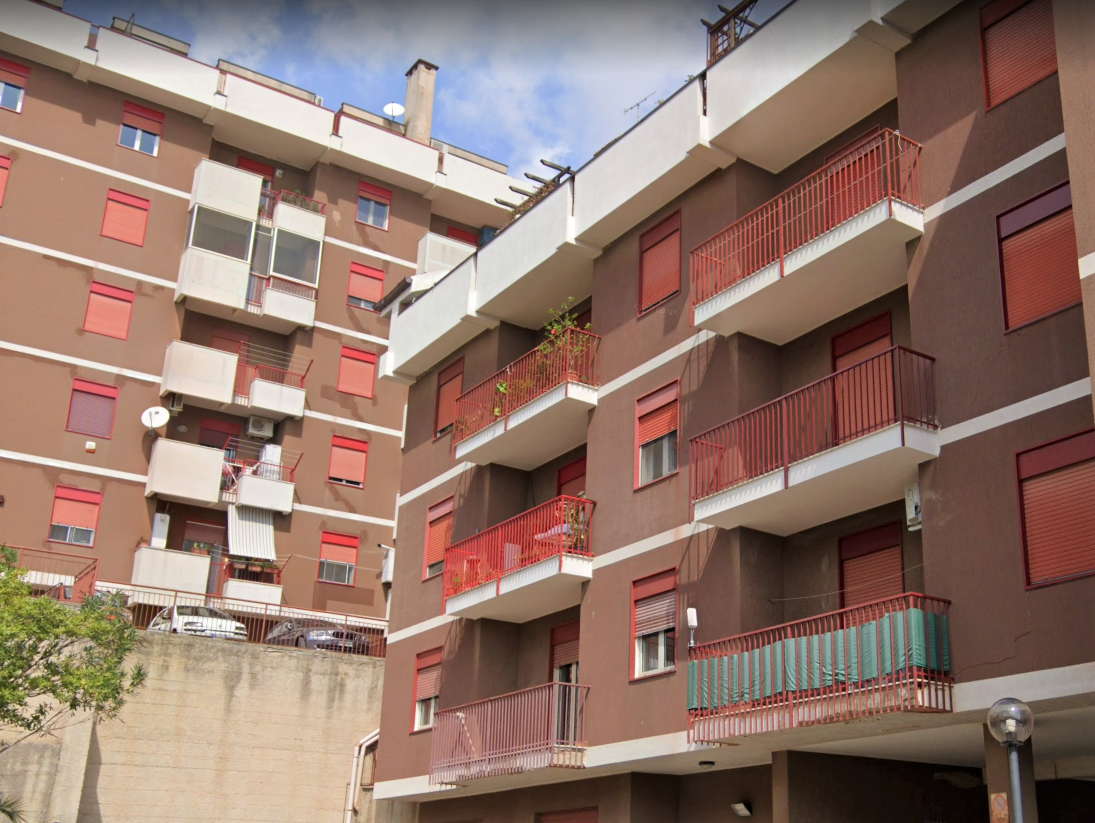 Grazioso appartamento mansardato in Via Paladini Caltanissetta