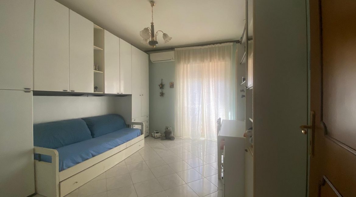 WhatsApp Image 2025-11-20 at 12.38.58 (3) - Copia